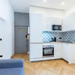 Massena Square - Ultra Central 1 Bdr